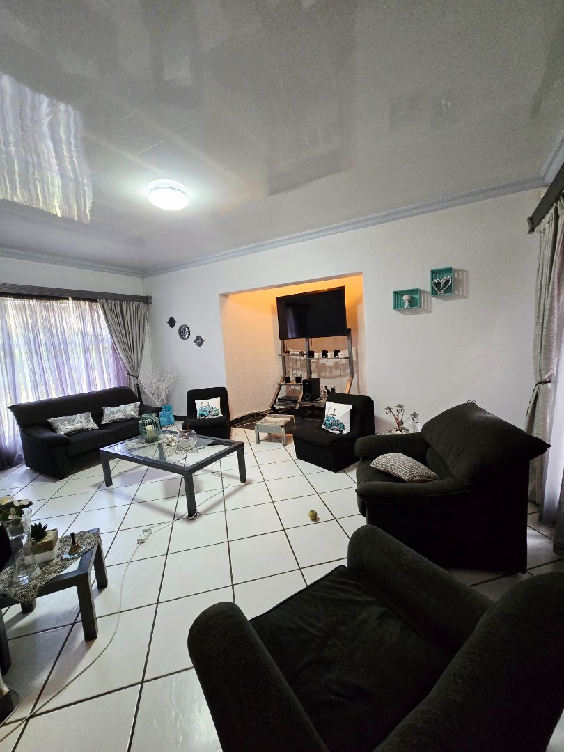 3 Bedroom Property for Sale in Wilkeville North West